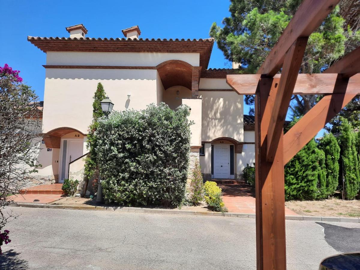 Apartamento Vistas Golf Bonmont Bonmont Terres Noves Exterior foto